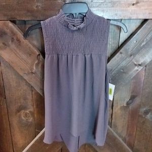 NWT small, sleeveless, high low blouse